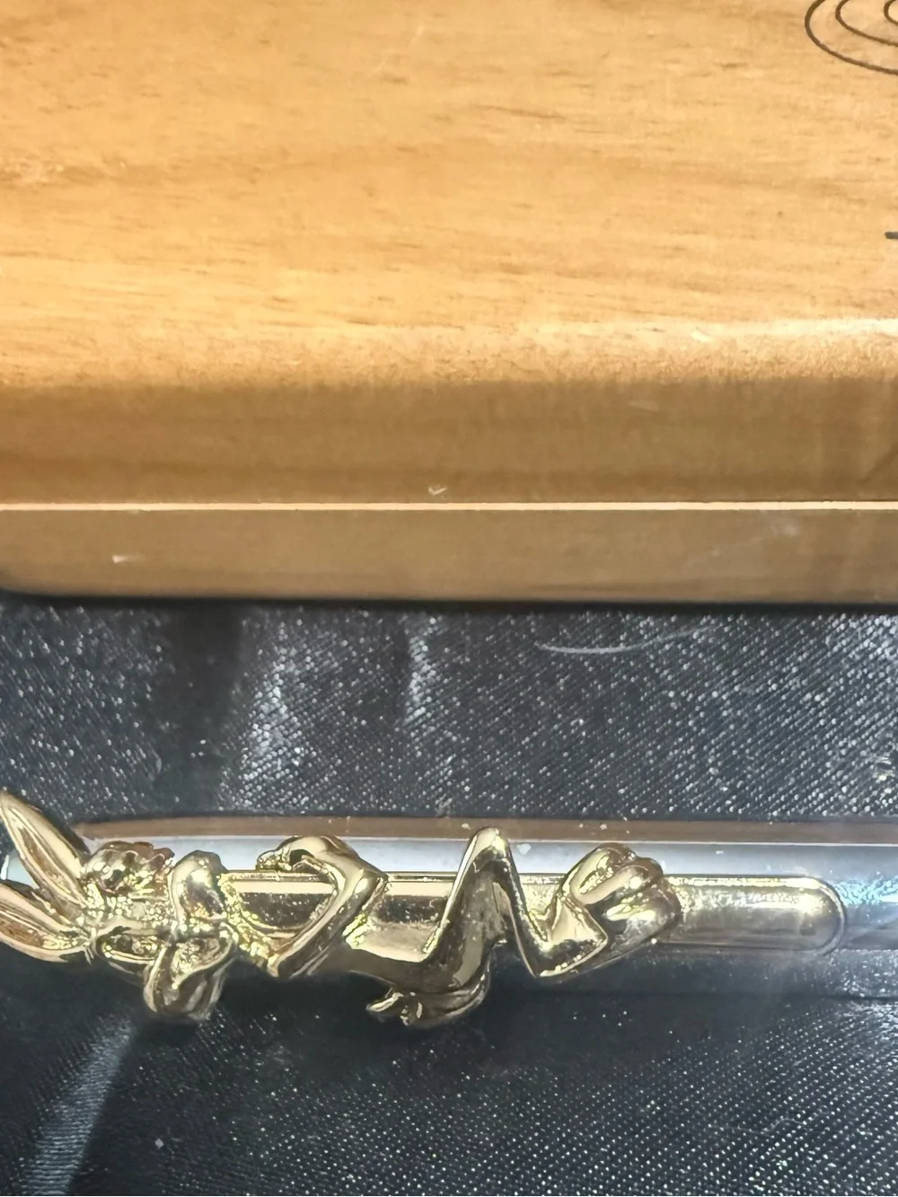 Vintage 1994 Looney Tunes Stylus Pen Pals Bugs Bunny Ball Point Pen Gold/Silver